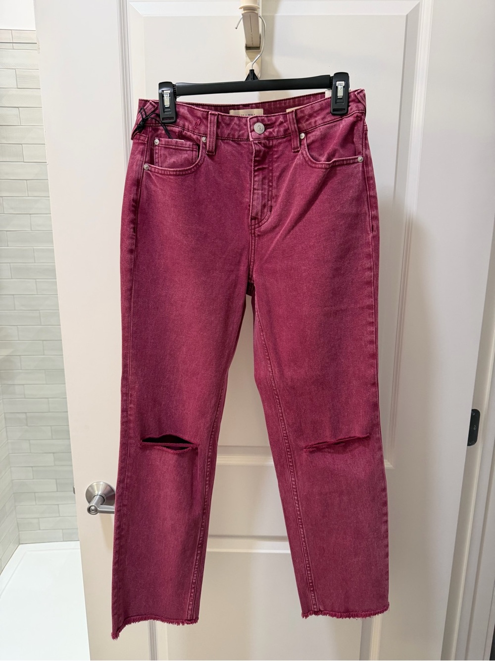 Women’s High-Rise Distressed Jeans Pink